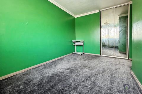 2 bedroom flat to rent, Wadeville Close, Belvedere DA17