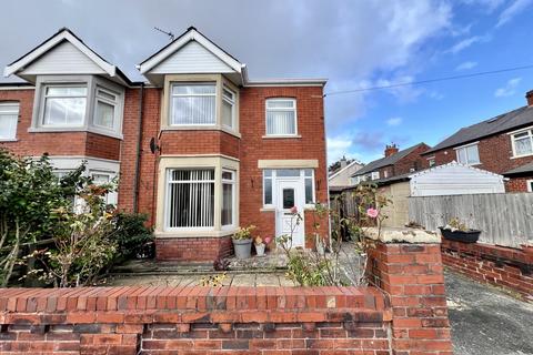undefined, Priory Gate, South Shore FY4