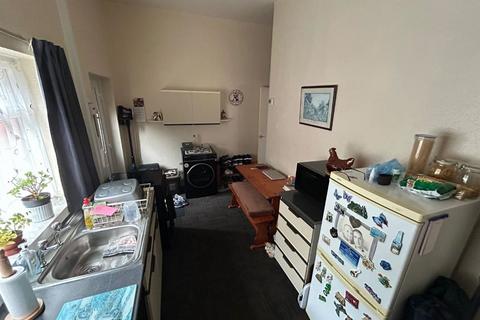 74 Cross Lane, Radcliffe, Manchester, M26 2RF