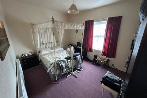 74 Cross Lane, Radcliffe, Manchester, M26 2RF