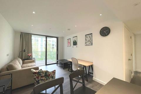 1 bedroom apartment to rent, Chaucer Gardens, Aldgate East