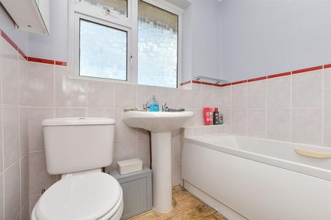 14 Bathurst Road, Staplehurst, Tonbridge, TN12 0LG