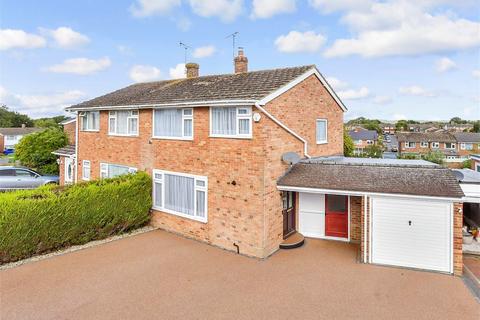14 Bathurst Road, Staplehurst, Tonbridge, TN12 0LG