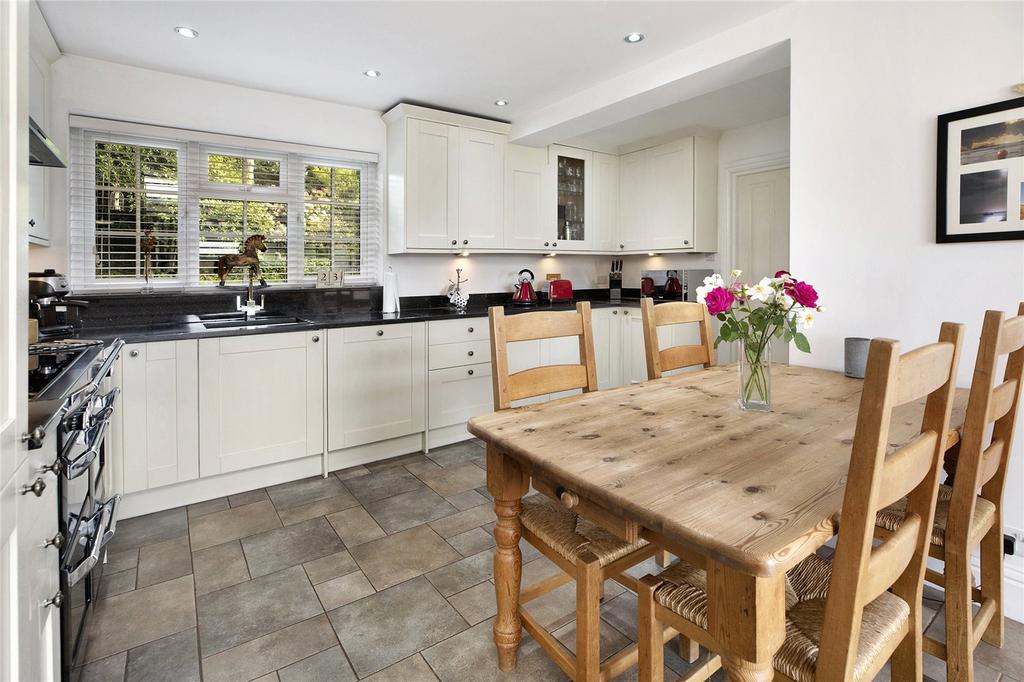 Kitchen 1