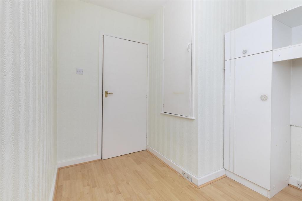 Bramleys Estate Agents - Weatherhill Crescent - Li