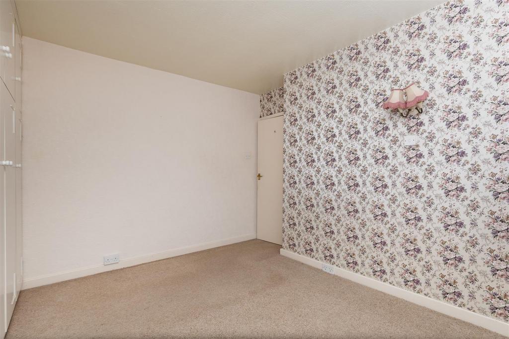 Bramleys Estate Agents - Weatherhill Crescent - Li