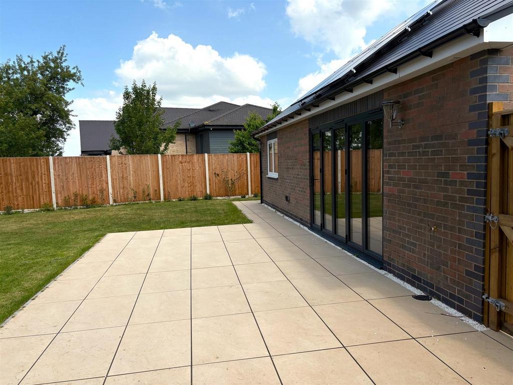 Plot 2 terrace.jpg