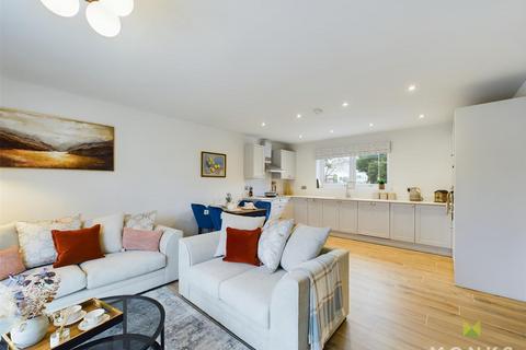 undefined, 3 Llanhaven Close, Roden