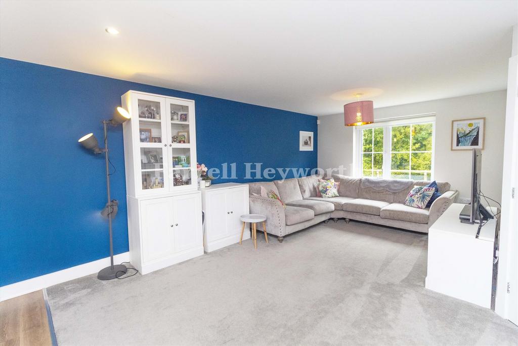 Open Plan Living 2