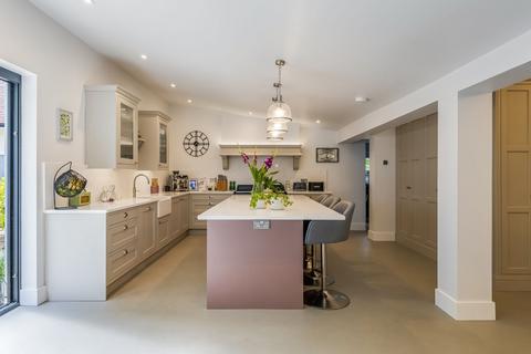 5 bedroom detached house for sale, Coldharbour Lane, Hildenborough, Tonbridge, Kent