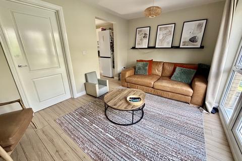 16 Clos Y Cwm, Pontardawe, Swansea, SA8 4JZ