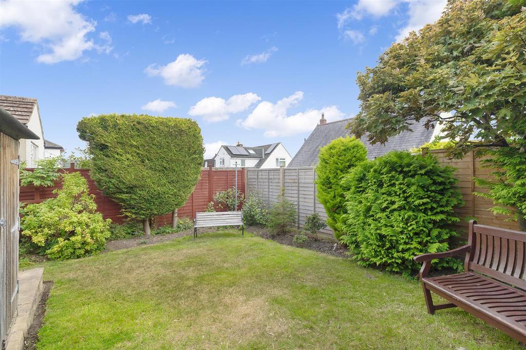 Garden 2.jpg
