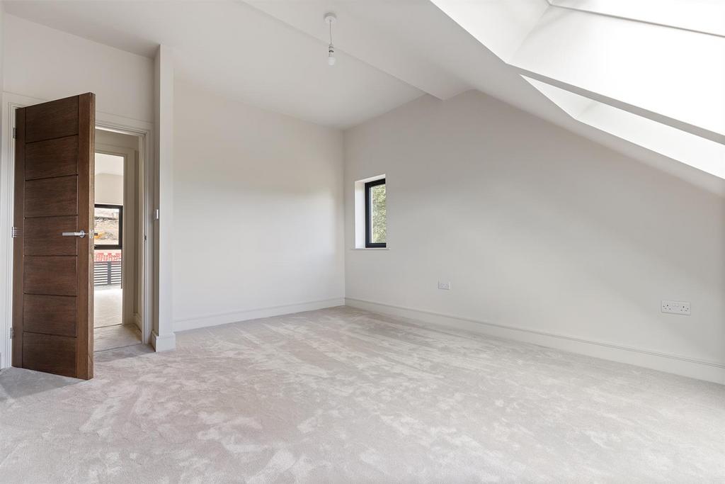 Bedroom 2 side aspect