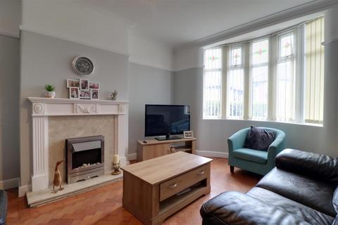 3 bedroom semi-detached house for sale, Franklyn Avenue, Crewe