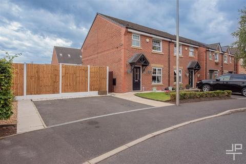 10 Baines Close, Leigh, WN7 4BP