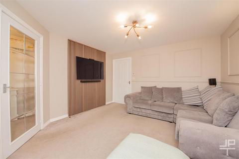 10 Baines Close, Leigh, WN7 4BP