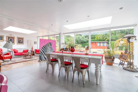 12 Ravensmere, Epping, CM16 4PS