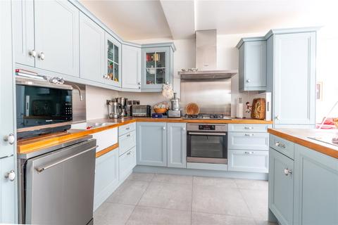 12 Ravensmere, Epping, CM16 4PS