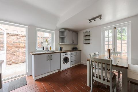 3 bedroom semi-detached house for sale, Cross Street, Crowle