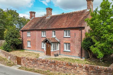 4 bedroom detached house for sale, Cowpitts Lane, Ringwood, BH24