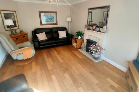 4 bedroom detached house for sale, Golau Fryn, Wrexham LL11