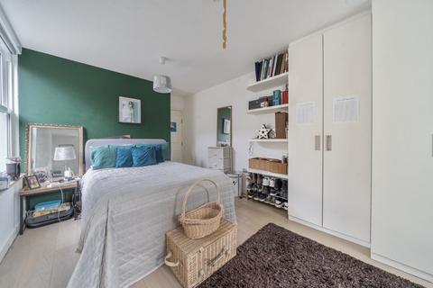 4 bedroom apartment for sale, Horn Lane, London