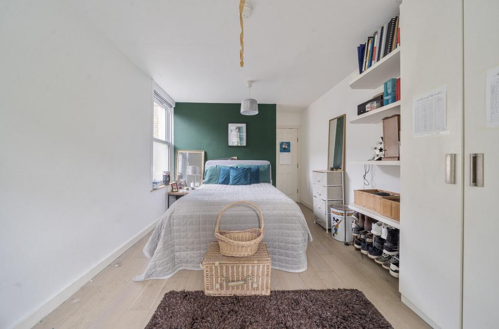 1344674-15-68b958...