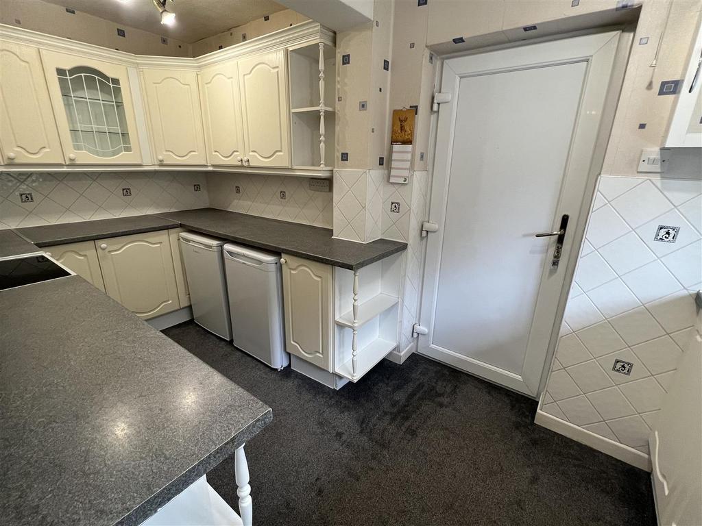 319 E7 B30-BD90-487 C-8889-072 C9 DC7 B8 A1.jpeg
