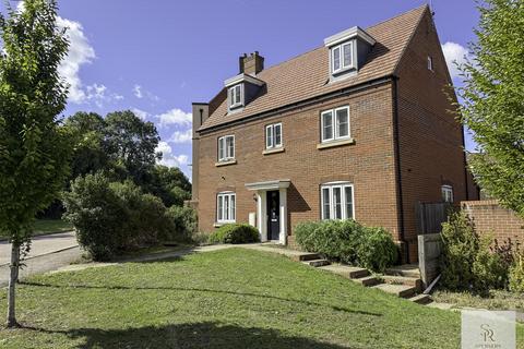 Shearwater Road, Hemel Hempstead HP3