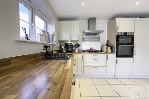 undefined, Shearwater Road, Hemel Hempstead HP3