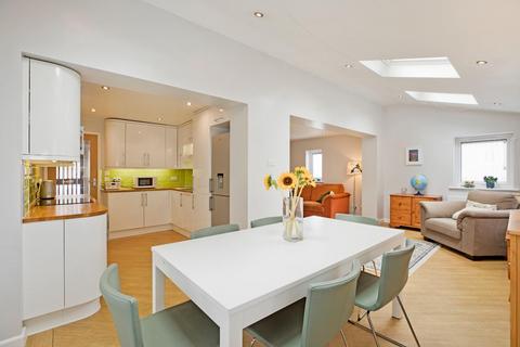 3 bedroom apartment for sale, Chantry Drive, Ilkley LS29