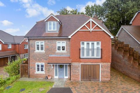 5 bedroom detached house for sale, Clockfield, Turners Hill, West Sussex