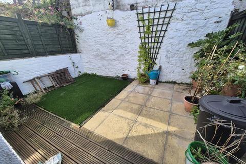 undefined, 14 Hermitage Street, TA18