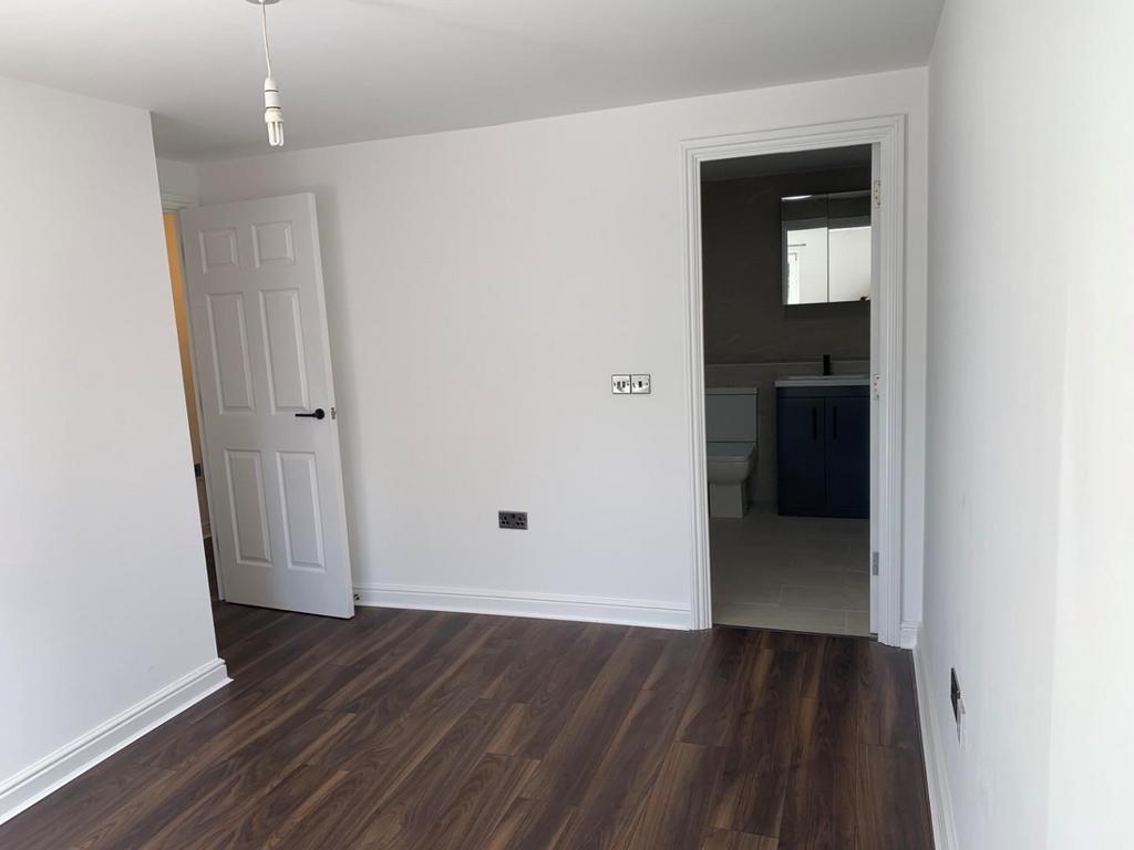 Bedroom 1 2nd.jpg