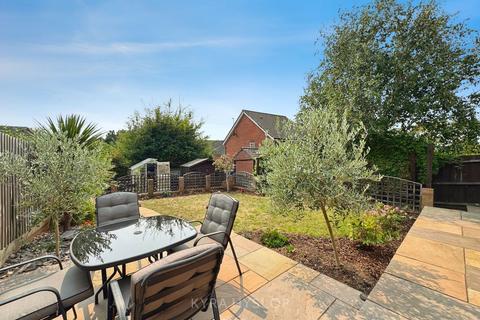 22 Bourn Rise, Exeter, EX4 8QD