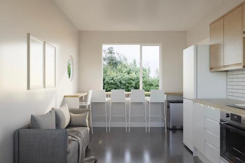 5 bedroom semi-detached house to rent, Nyetimber Hill, Brighton