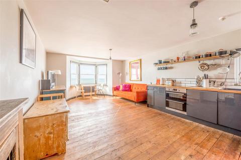 1 bedroom apartment for sale, Kings Road, Brighton