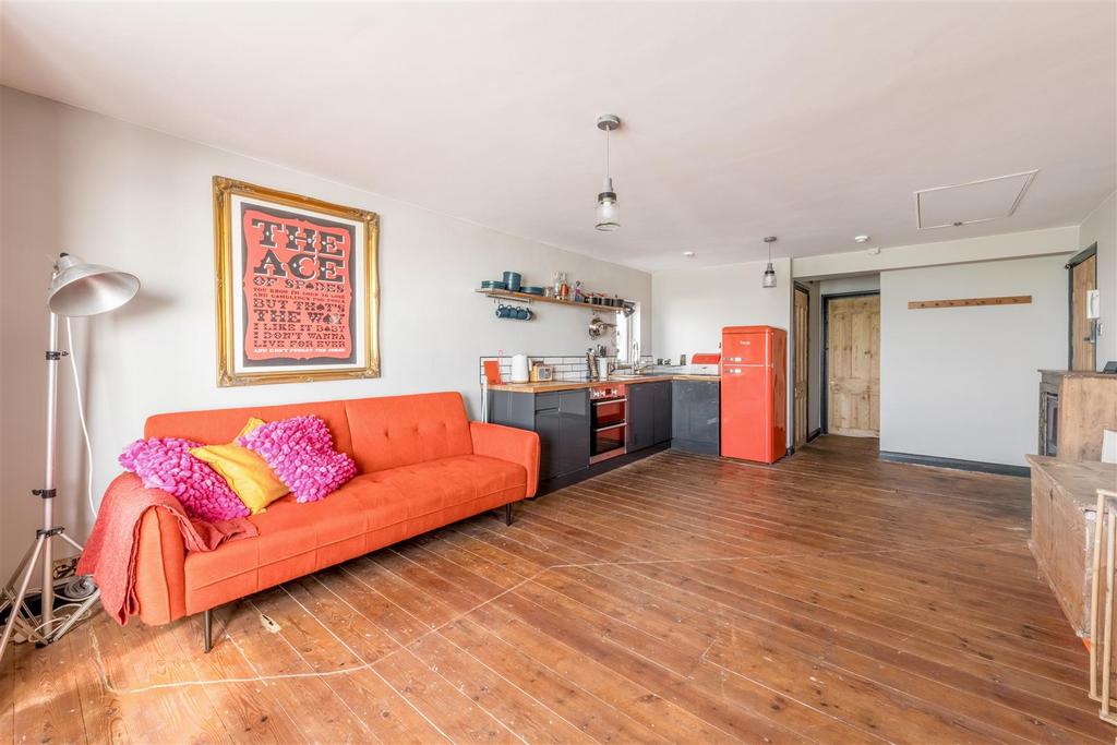 Flat 10, 41 Kings Road-9.jpg
