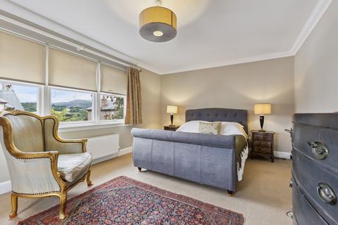 undefined, Carrington Terrace, Crieff, PH7