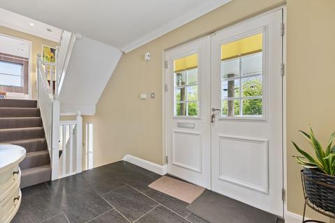 undefined, Carrington Terrace, Crieff, PH7