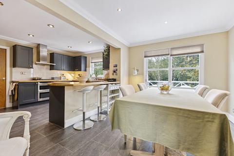 undefined, Carrington Terrace, Crieff, PH7