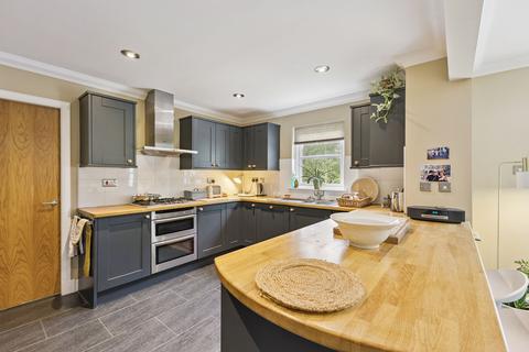undefined, Carrington Terrace, Crieff, PH7