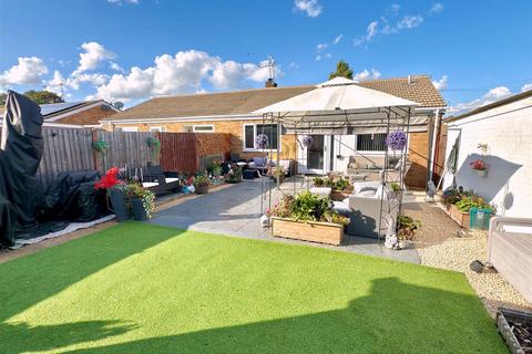 3 bedroom semi-detached bungalow for sale, Lloyds Avenue, Kessingland, Lowestoft, Suffolk, NR33