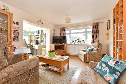 2 bedroom semi-detached bungalow for sale, Mountbatten Drive, Newport PO30