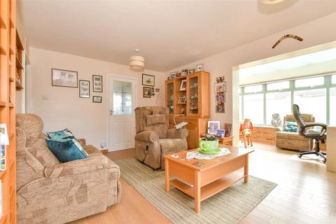 2 bedroom semi-detached bungalow for sale, Mountbatten Drive, Newport PO30
