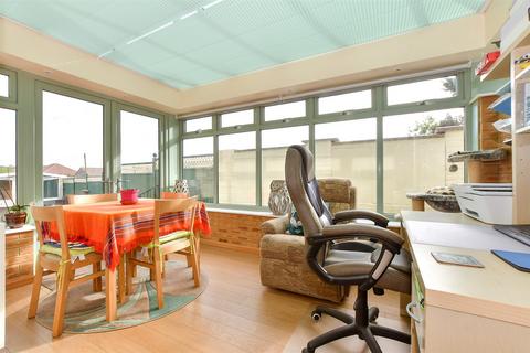 2 bedroom semi-detached bungalow for sale, Mountbatten Drive, Newport PO30