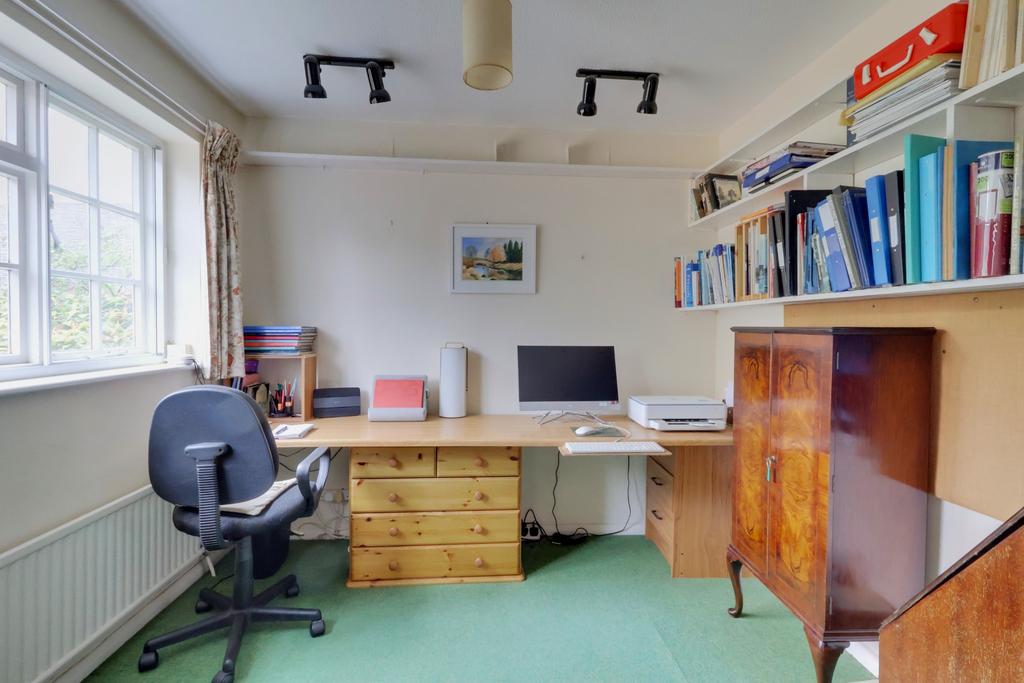 Office/bedroom