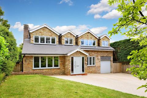 5 bedroom detached house for sale, Chiltern Hill, Chalfont St. Peter, Buckinghamshire, SL9