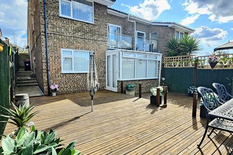 3 bedroom house for sale, Linnet Avenue, Whitstable CT5