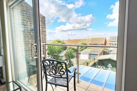 3 bedroom house for sale, Linnet Avenue, Whitstable CT5